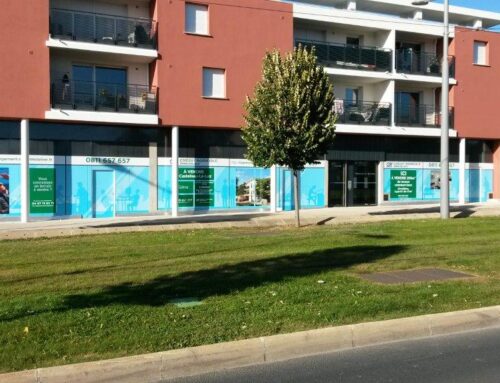 Habillage vitrine Crédit Agricole