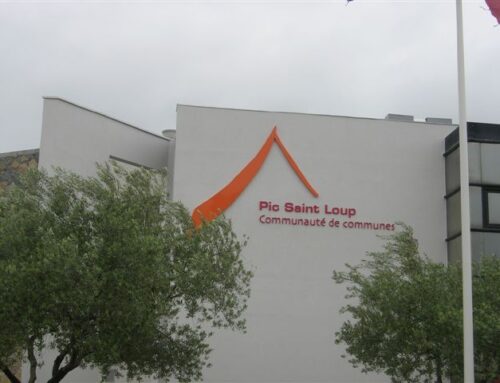 ENSEIGNE LETTRES DÉCOUPÉES