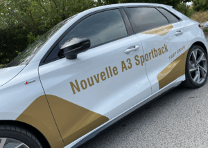 DÉCORATION DE 2 AUDI SPORTBACK (ADHÉSIF OR)